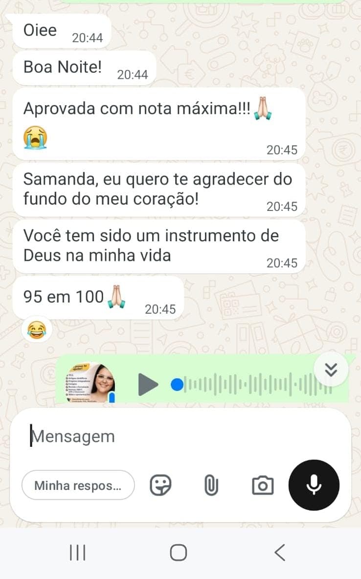 Mensagem de cliente celebrando aprovação com nota 95 de 100