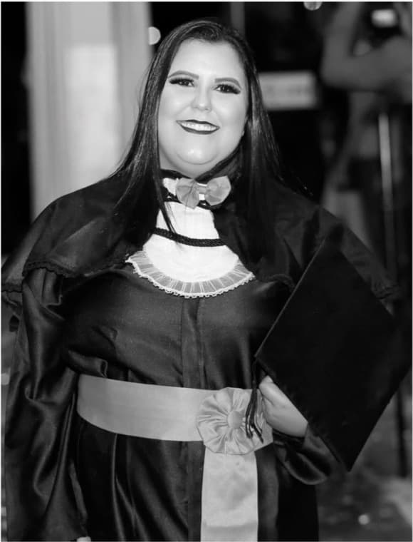 Samanda de Cássia em sua formatura